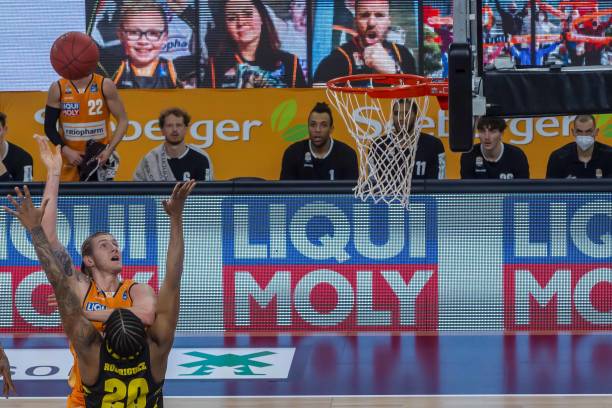 借速度与突 借速度与突